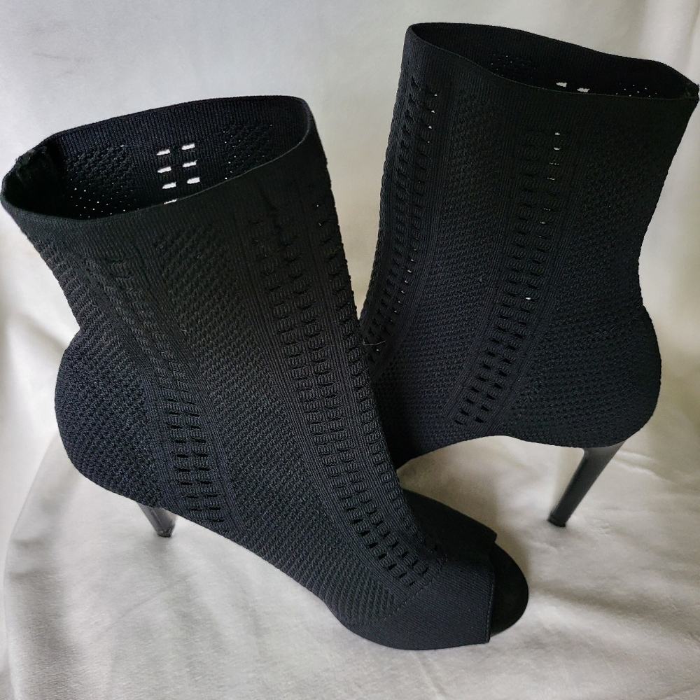 Charles David, shoes black knit booties size 8 1/2.